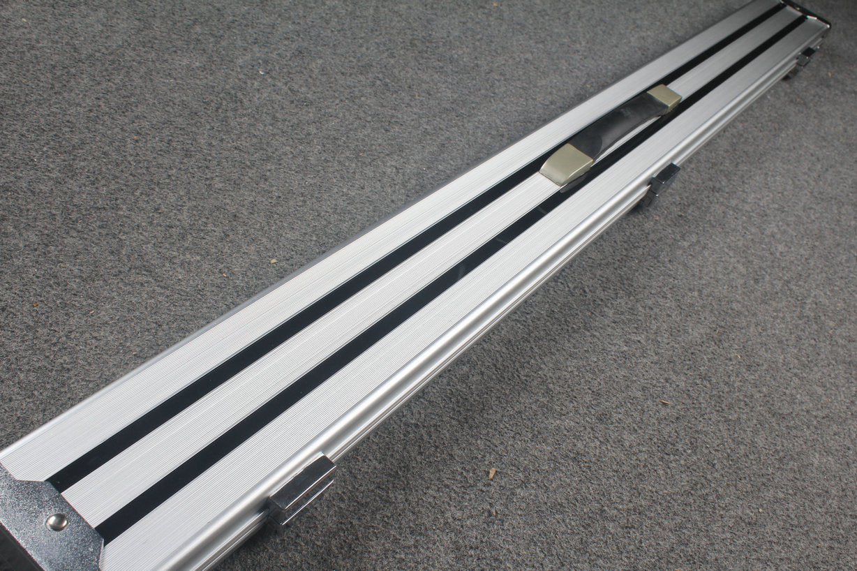 3/4 wide aluminium code cue case with 3 slots