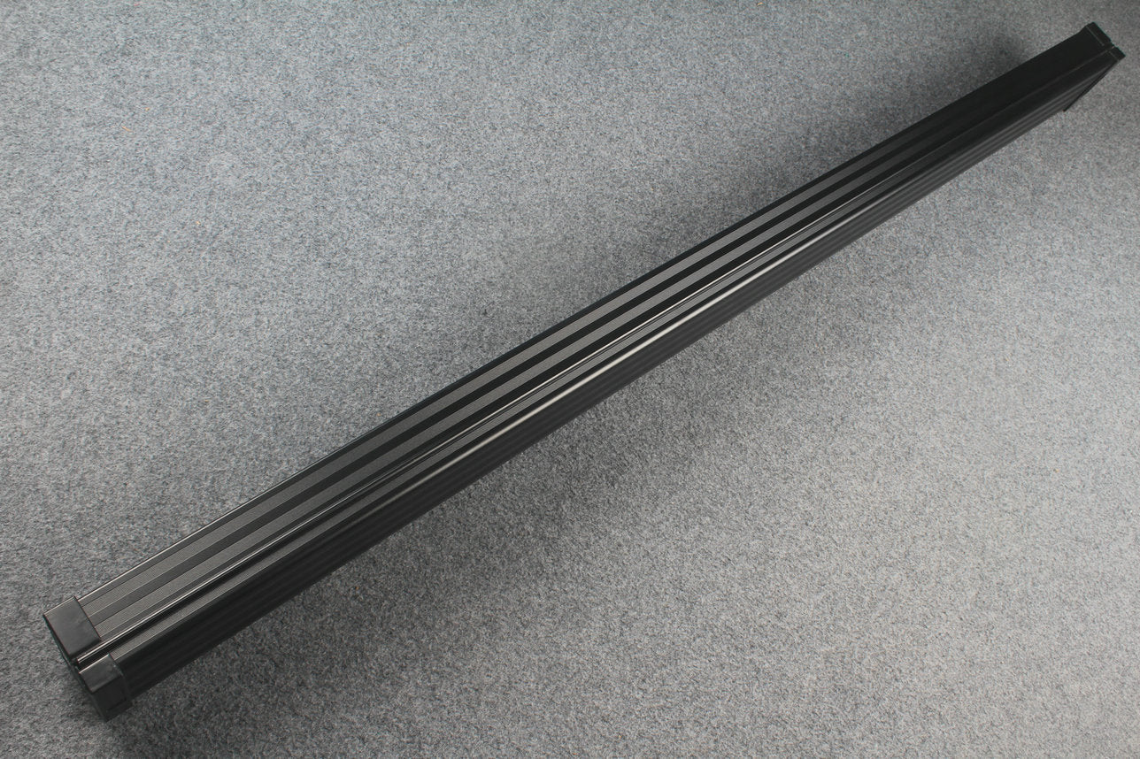 Professional Aluminum Lockable Cue Case - 4 Cue Capacity with Secure Storage WOODS CUES