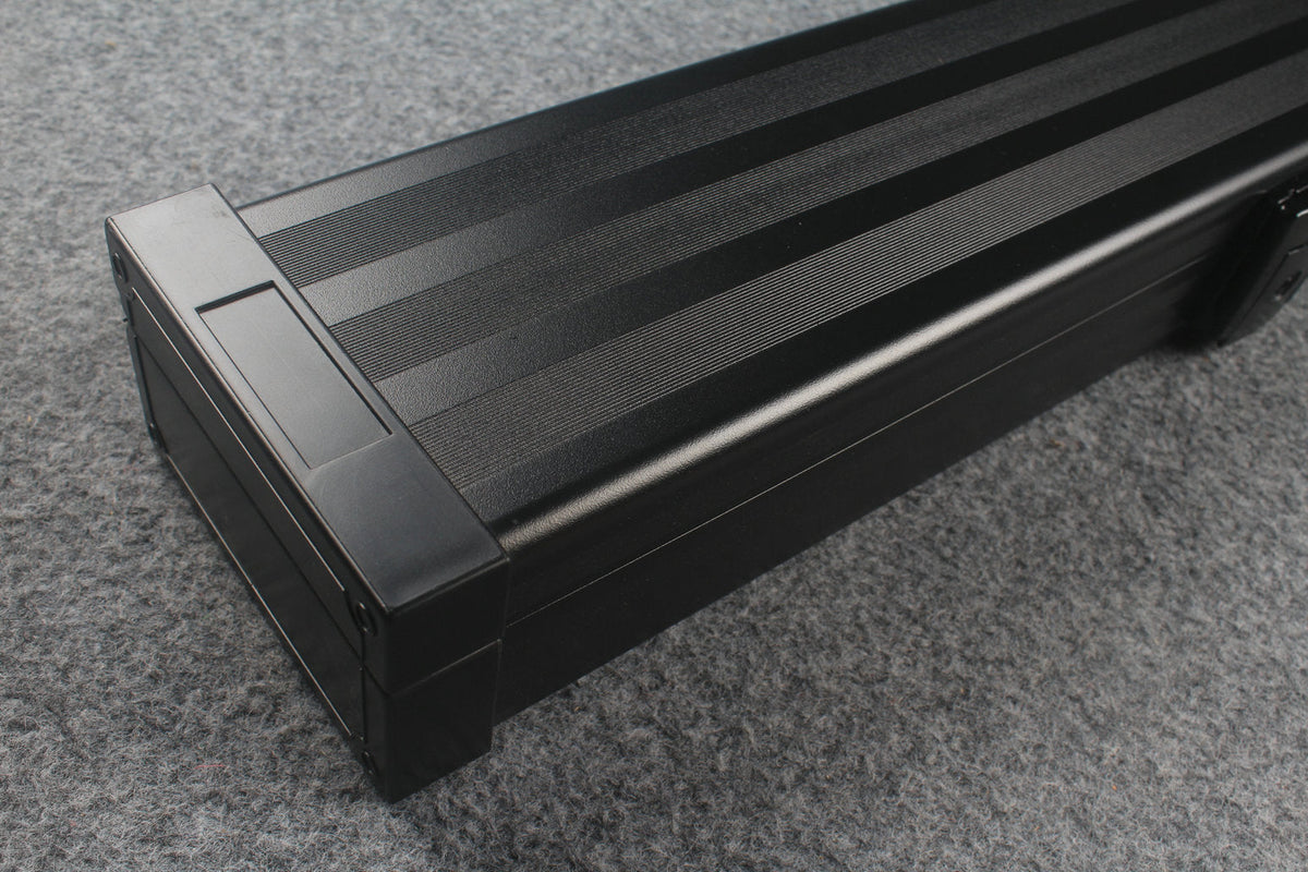 Professional Aluminum Lockable Cue Case - 4 Cue Capacity with Secure Storage WOODS CUES