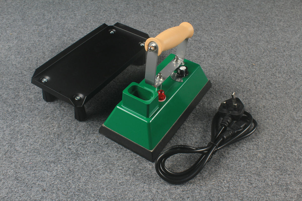 24.3 cm snooker table electric iron （ asbestos free ） WOODS CUES