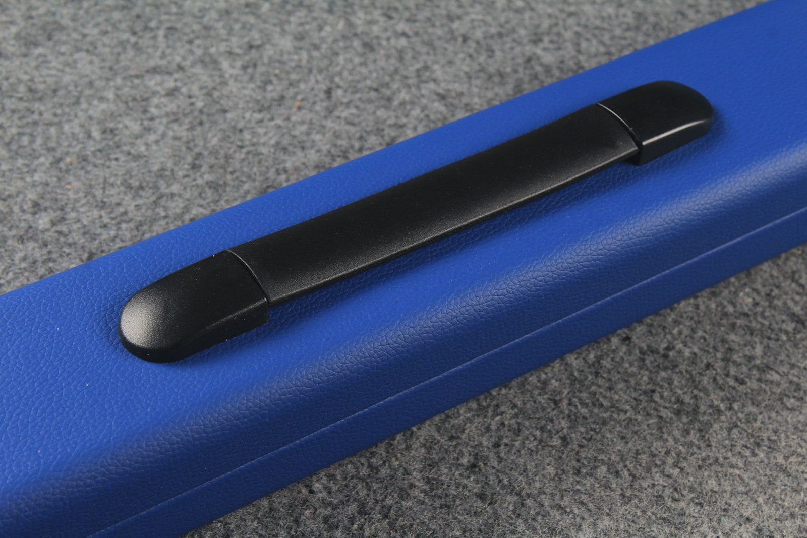 1/2 leather case with 2 slots WOODS CUES