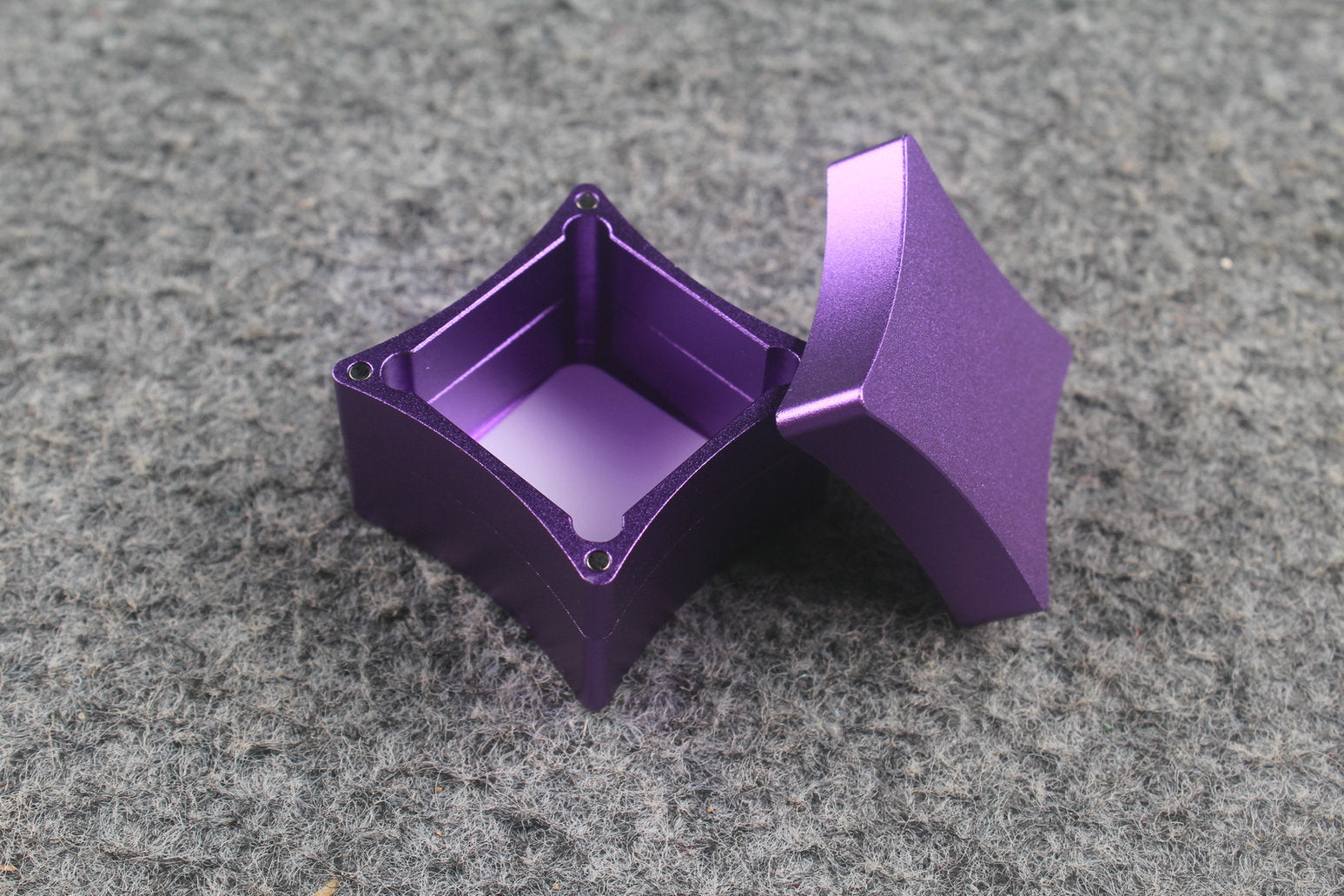 3-Section Oversized Universal Chalk Holder — Black / Purple / Blue / Red WOODS CUES