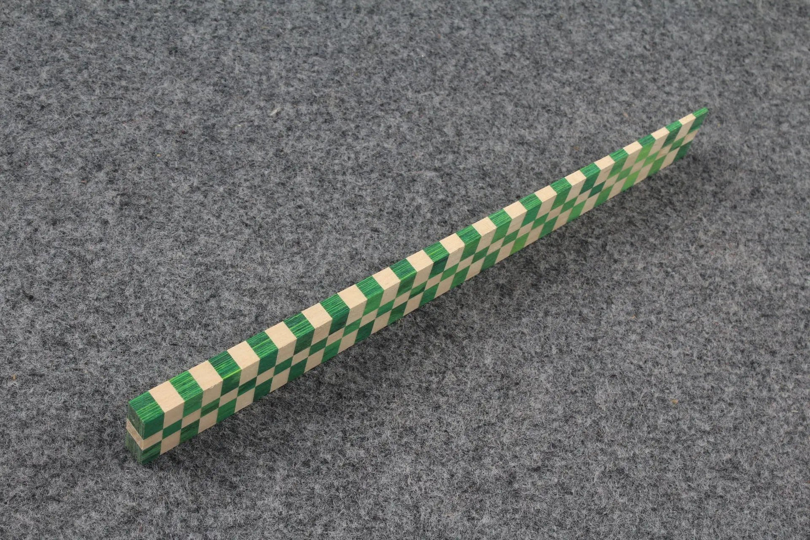 hand spliced plaid pattern wood splices for snooker cue WOODS CUES