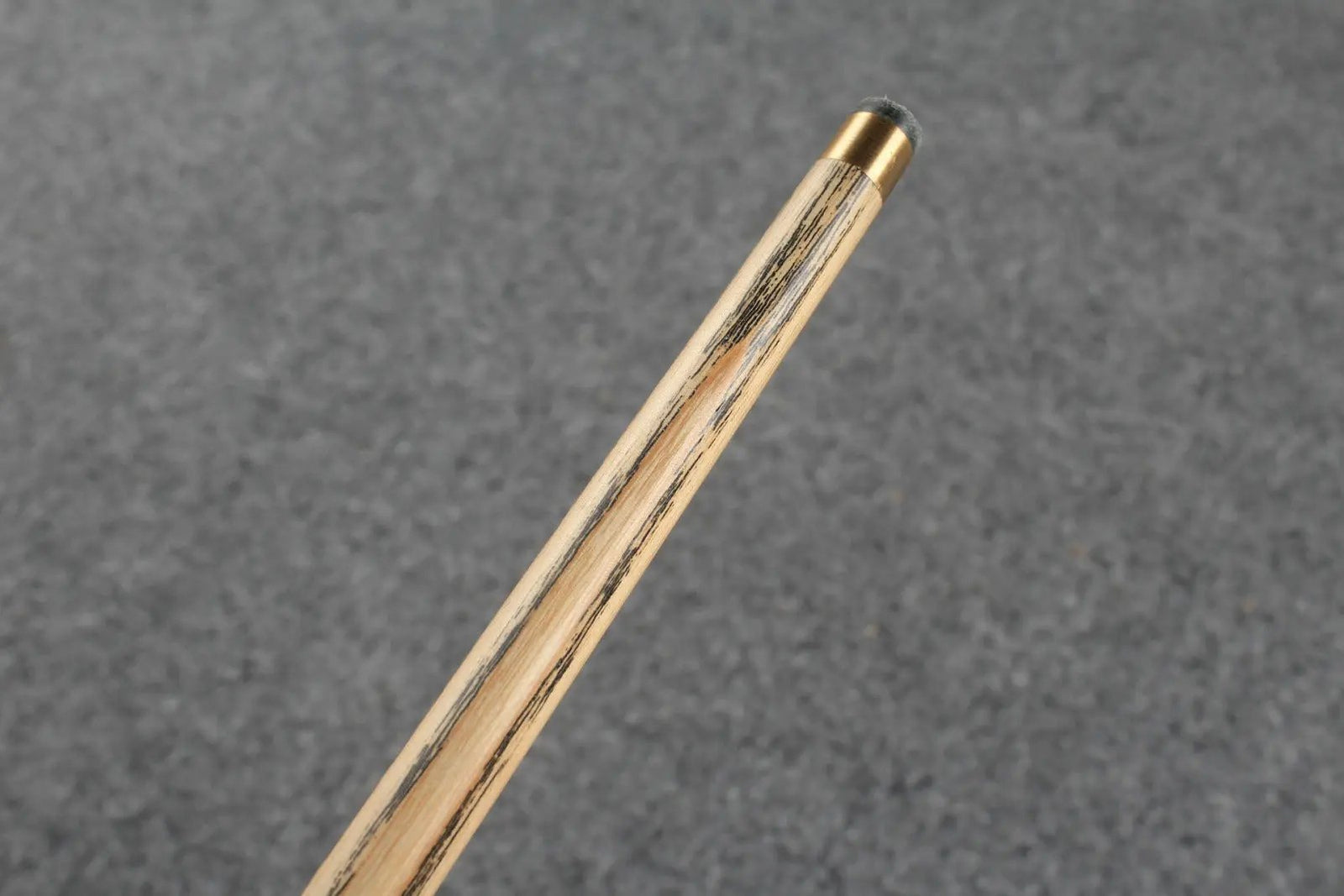 3/4 ash snooker cue # 4283 WOODS CUES