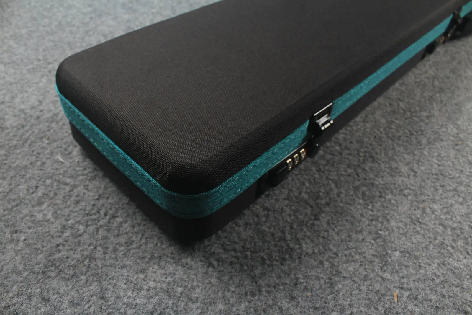 JF 3/4 snooker / pool code cue case WOODS CUES