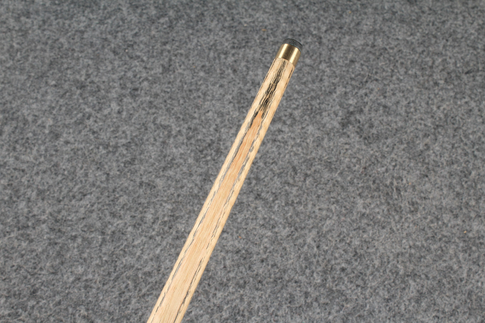 1 piece ash 60'' chinese 8 ball cue # 5099