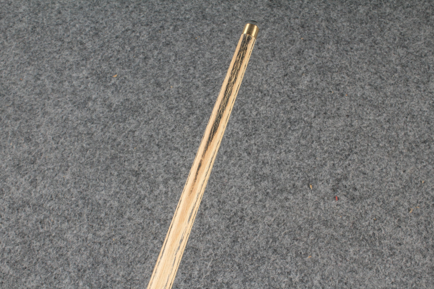 1 piece ash 60'' chinese 8 ball cue # 5194