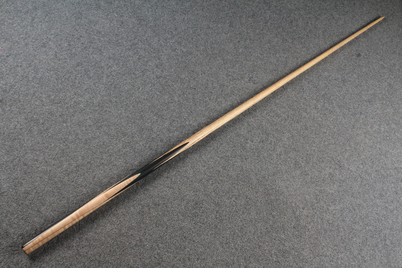 1 piece ash 60'' chinese 8 ball cue # 5195