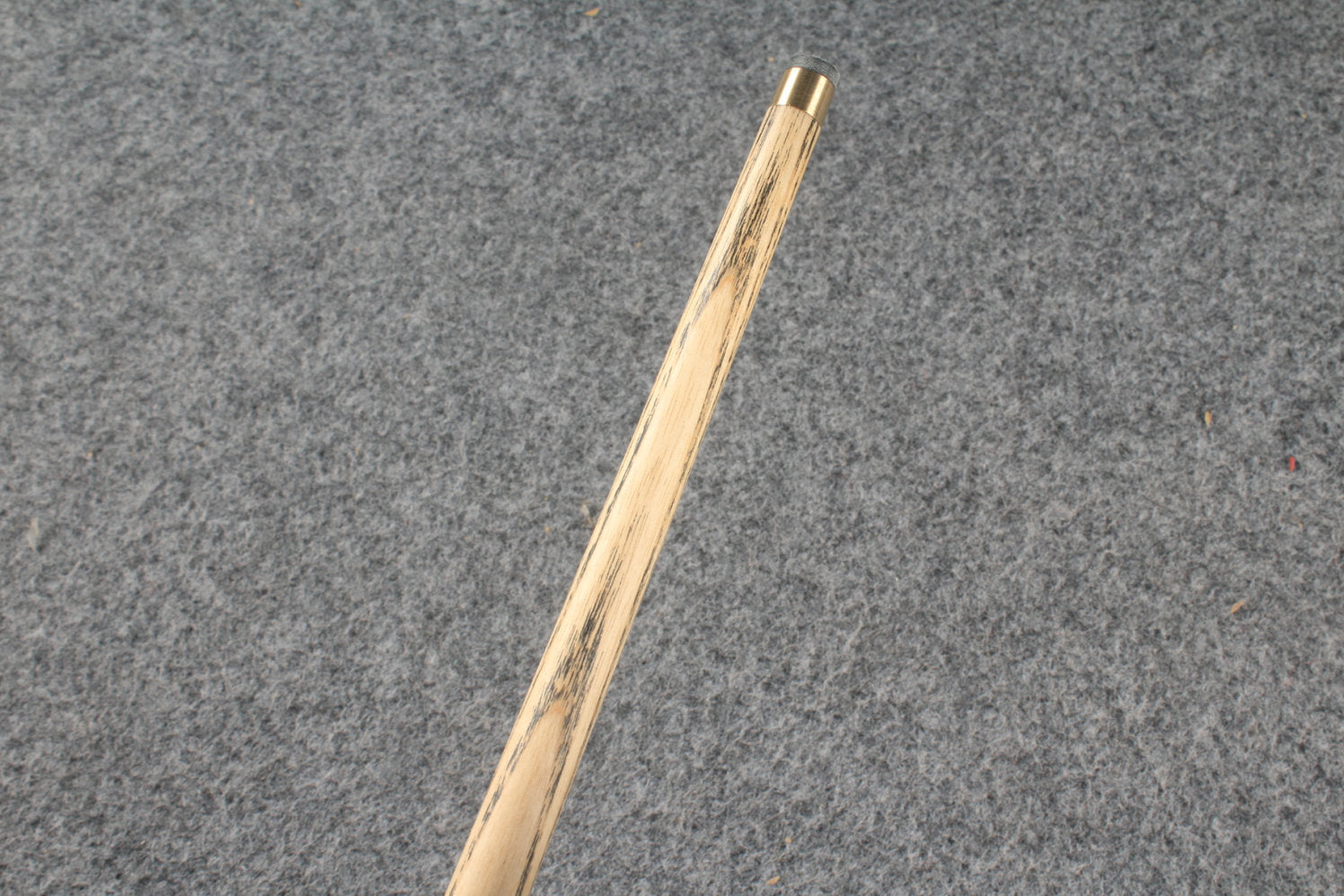 1 piece ash 60'' chinese 8 ball cue # 5195