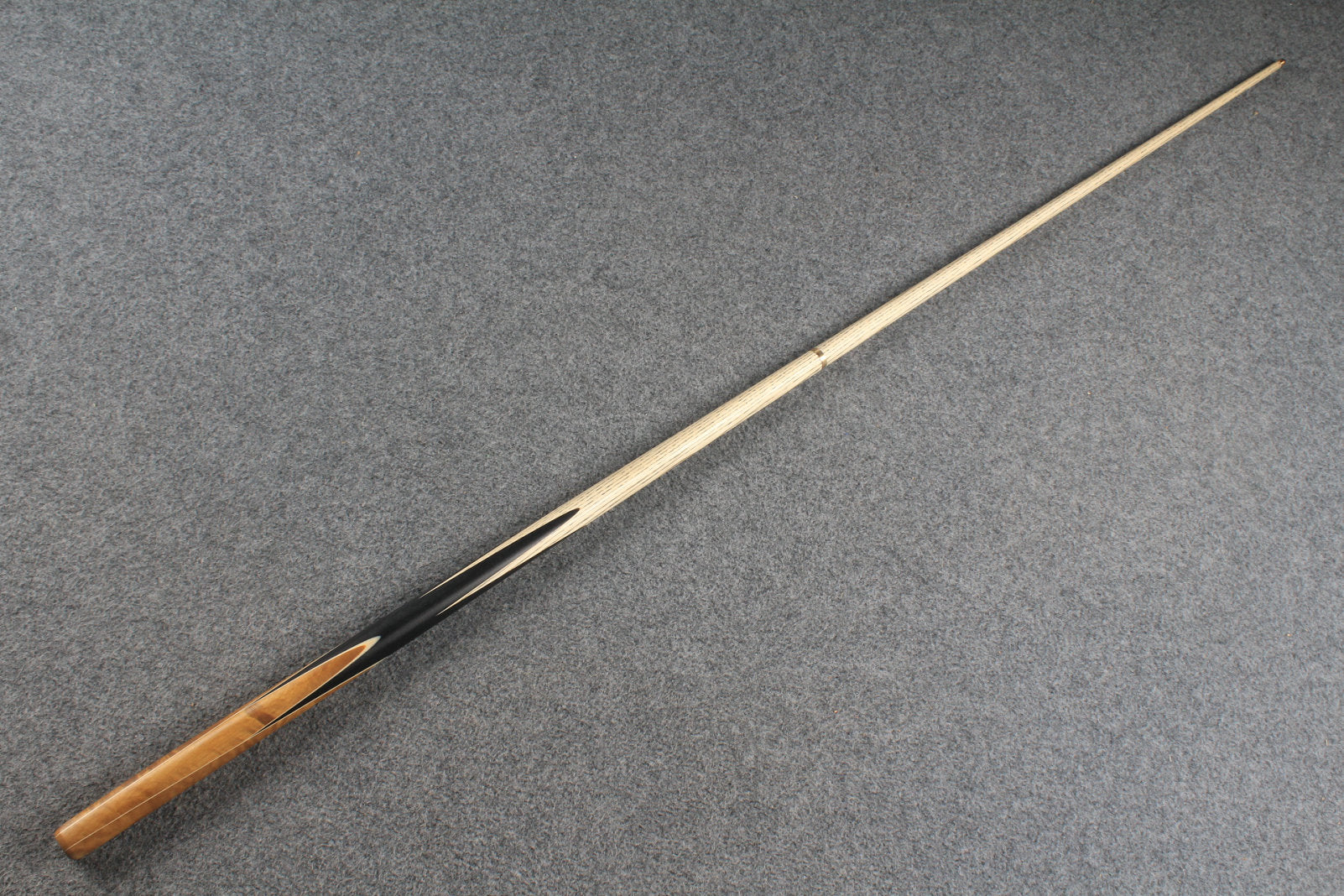 Exclusive 1/2 ash english pool cue burr wood # 5283