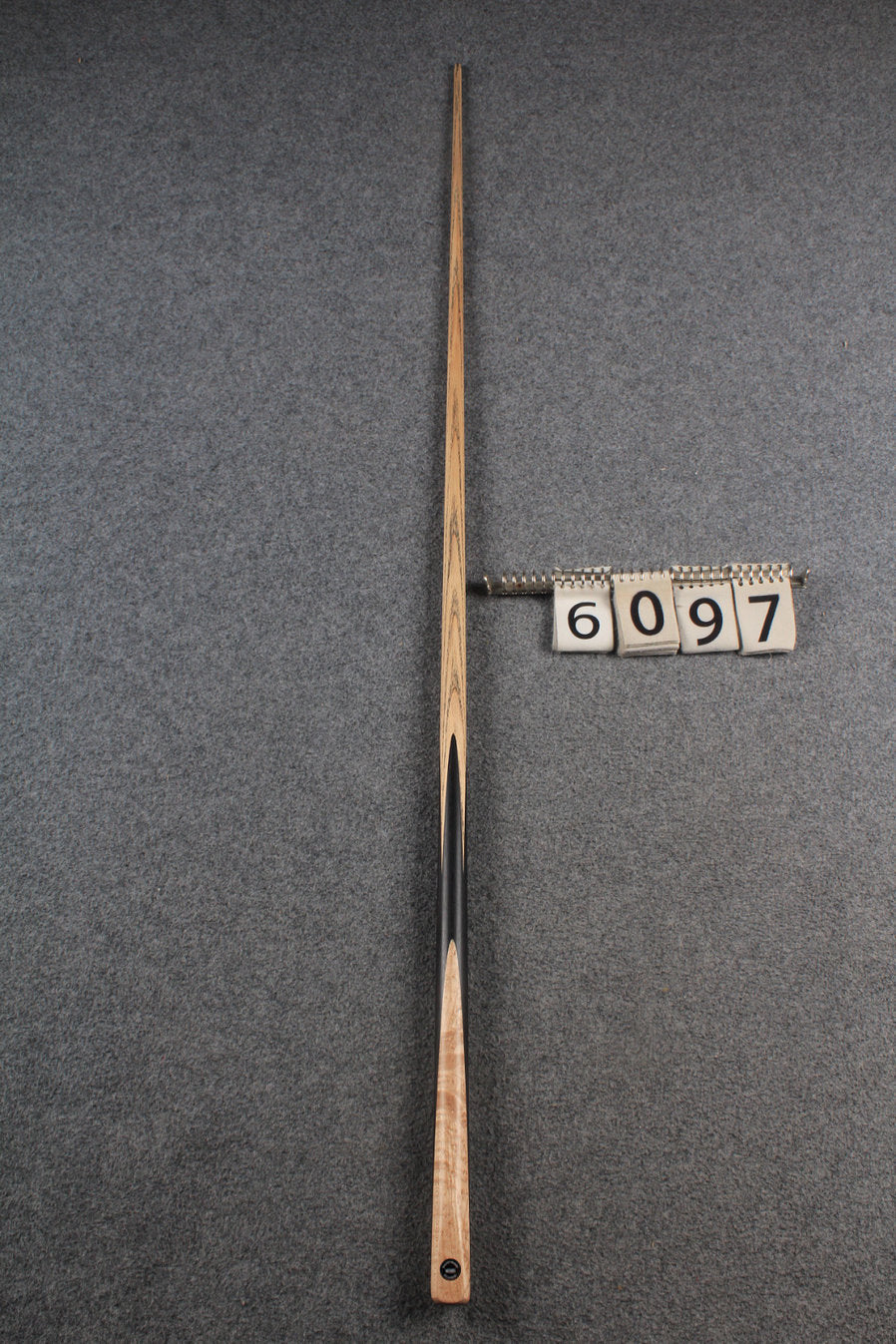 woods 1 piece handmade ash snooker / pool cue # 6097