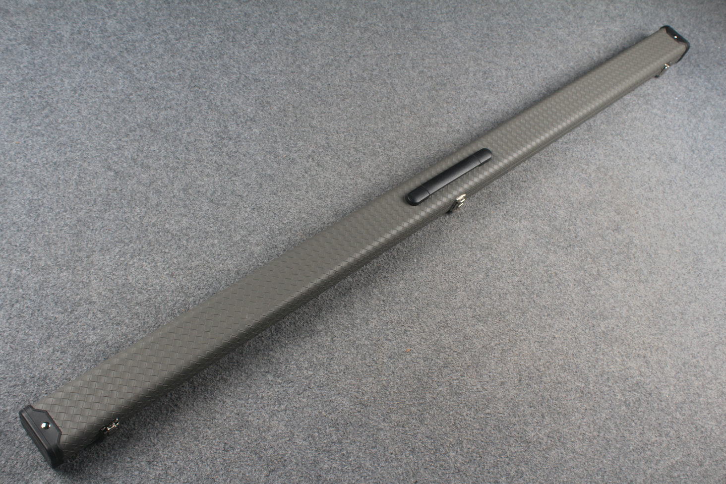 1 piece leather case with 2 slots for 60'' cue WOODS CUES