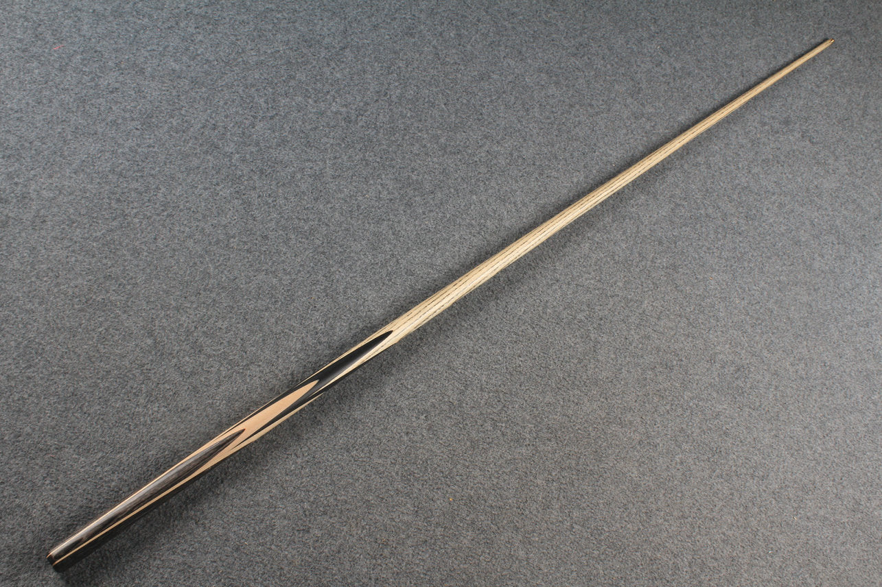 1 piece  ash snooker  cue # 6177 WOODS CUES