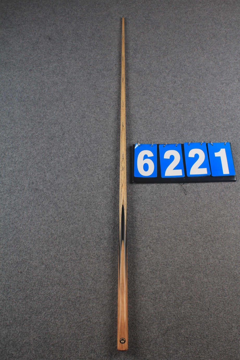 ★★★  1 piece ash snooker cue olive wood # 6221