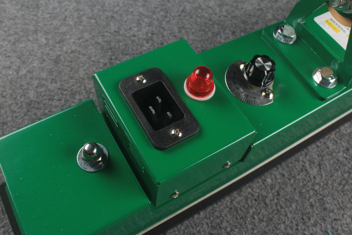 67 cm billiard/american pool /snooker electric table iron （ asbestos free ） WOODS CUES