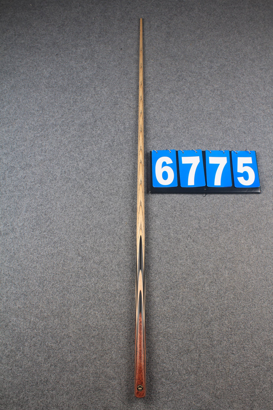 ★★★  1 piece ash snooker cue # 6775 WOODS CUES