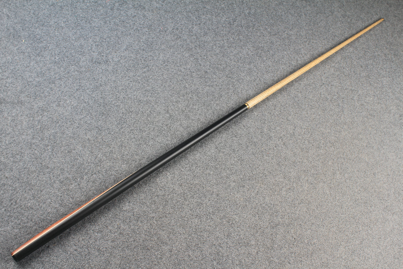 1/2 ash snooker cue # 6793 WOODS CUES