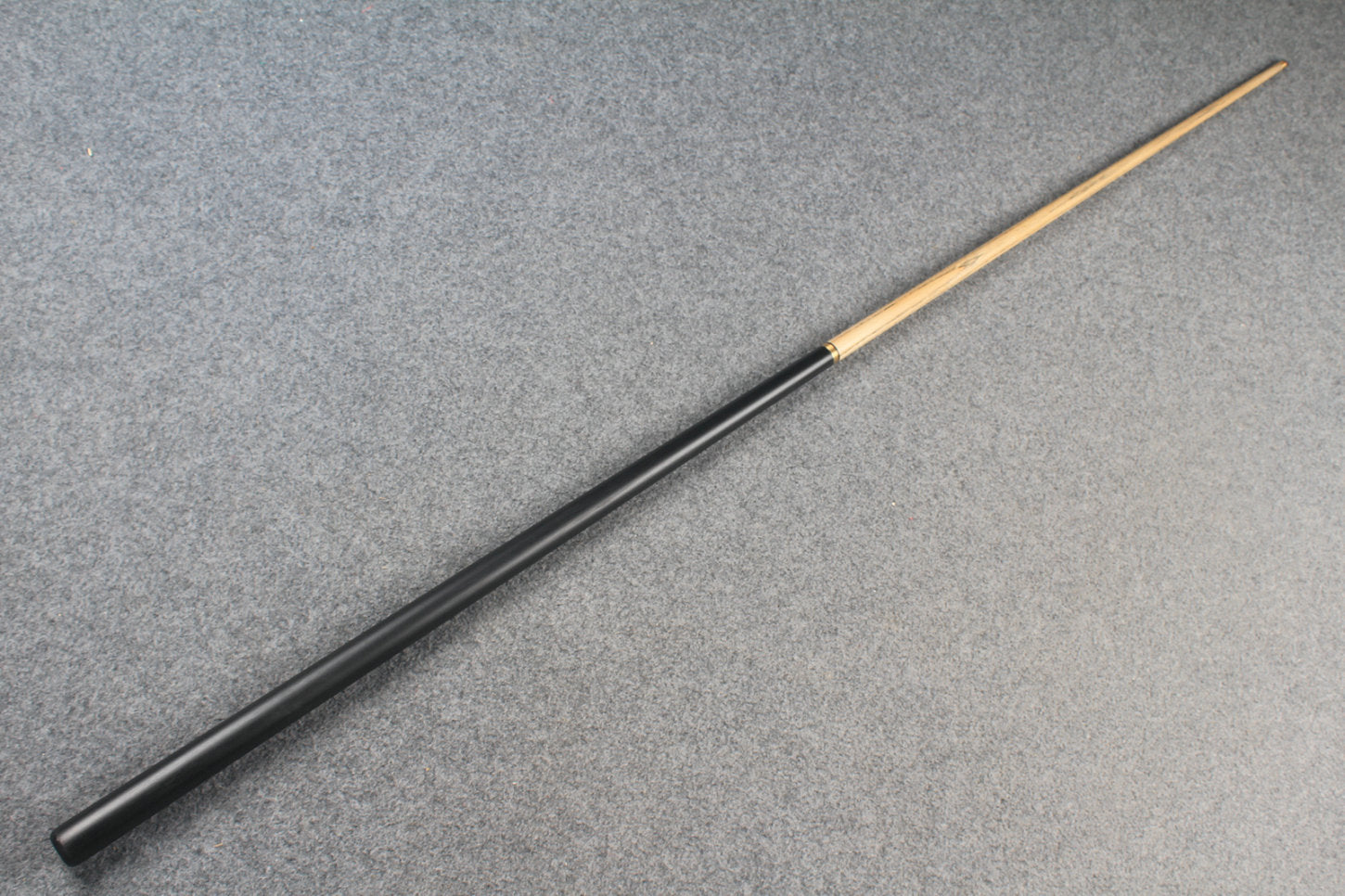 1/2 ash snooker cue # 6793 WOODS CUES