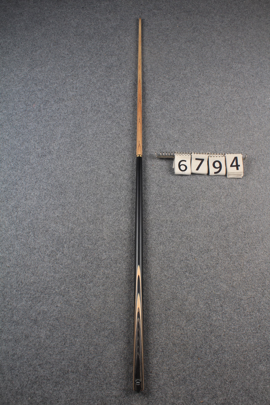 1/2 ash snooker cue # 6794 WOODS CUES