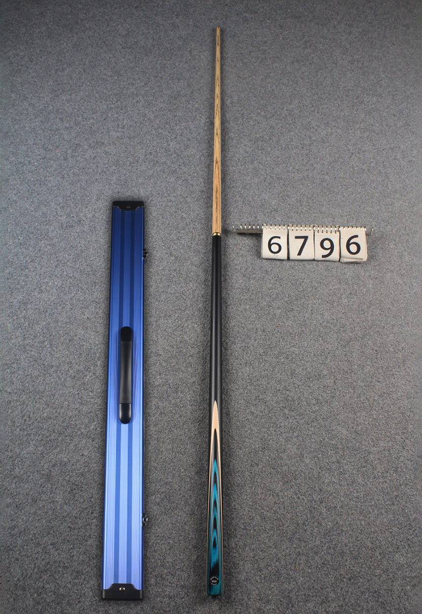 1/2 ash snooker cue # 6796 WOODS CUES
