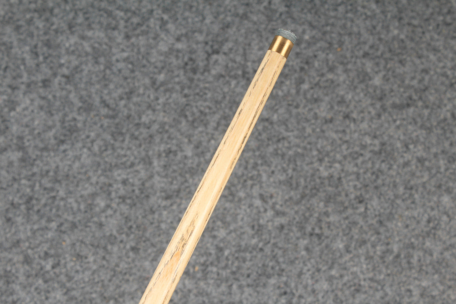 1/2 ash snooker cue # 6797 WOODS CUES