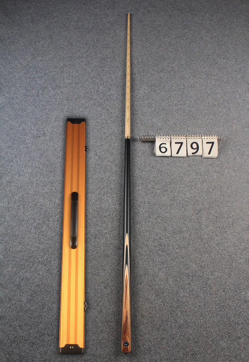 1/2 ash snooker cue # 6797 WOODS CUES