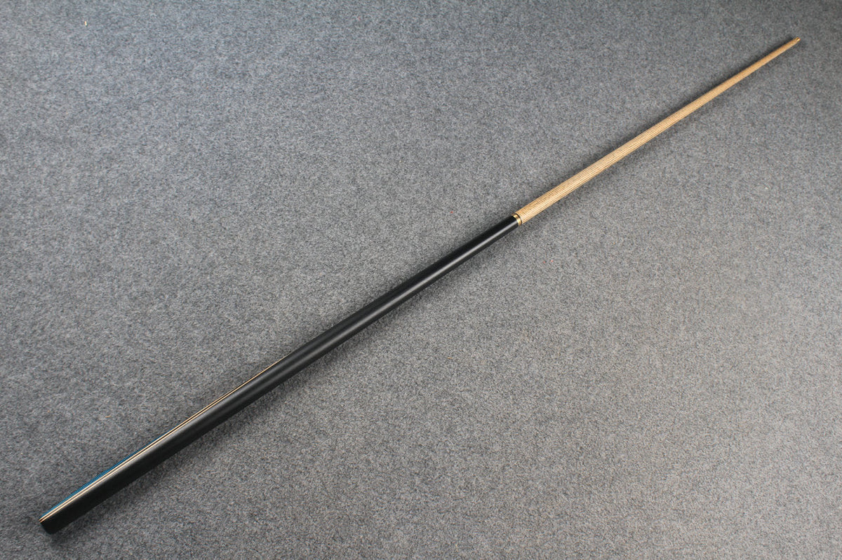 1/2 ash snooker cue # 6798 WOODS CUES