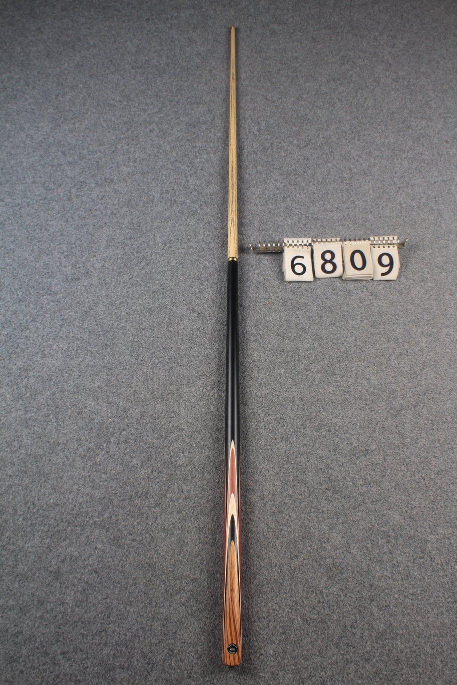 1/2 ash snooker cue # 6809