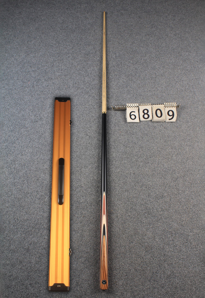 1/2 ash snooker cue # 6809