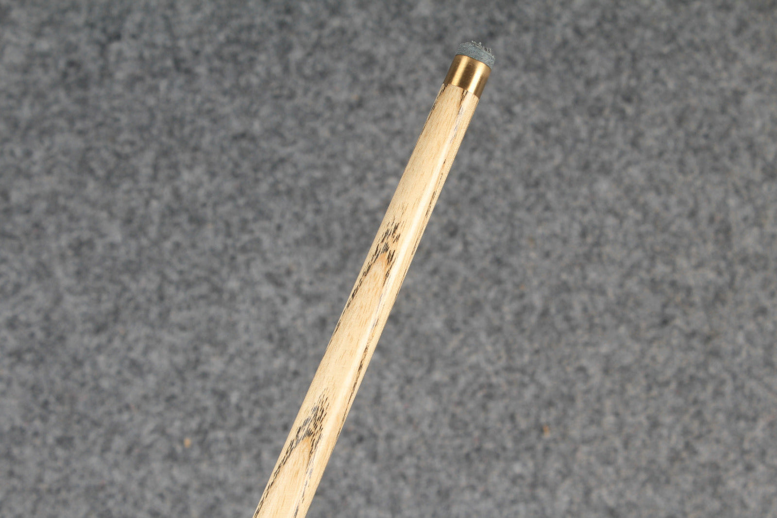 1/2 ash snooker cue # 6813 WOODS CUES