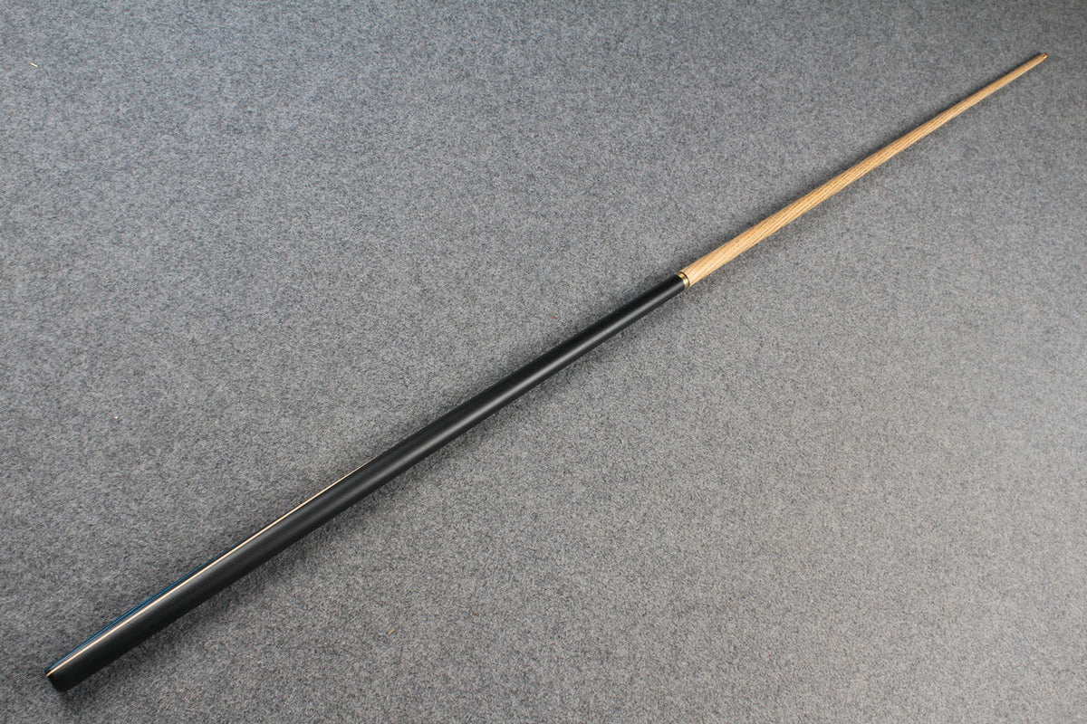 1/2 ash snooker cue # 6816 WOODS CUES
