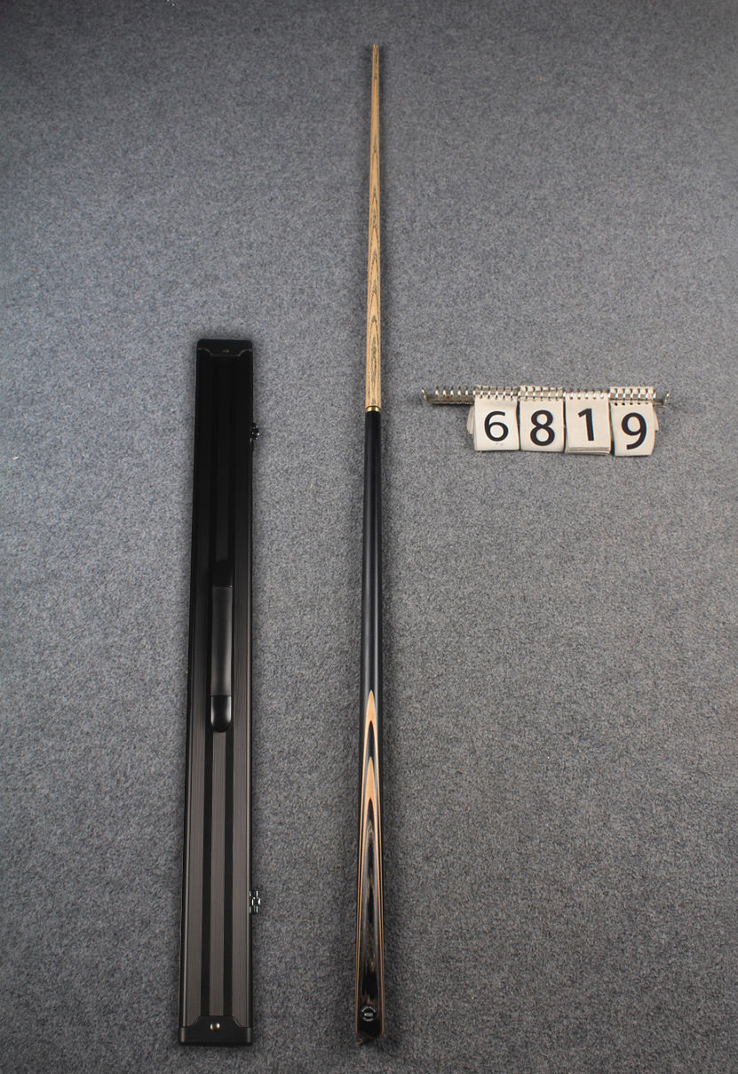 1/2 ash snooker cue # 6819 WOODS CUES