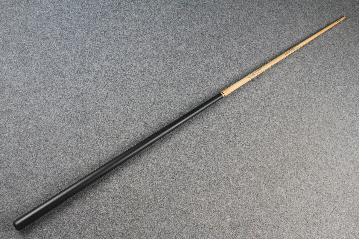 1/2 ash snooker cue # 6820 WOODS CUES