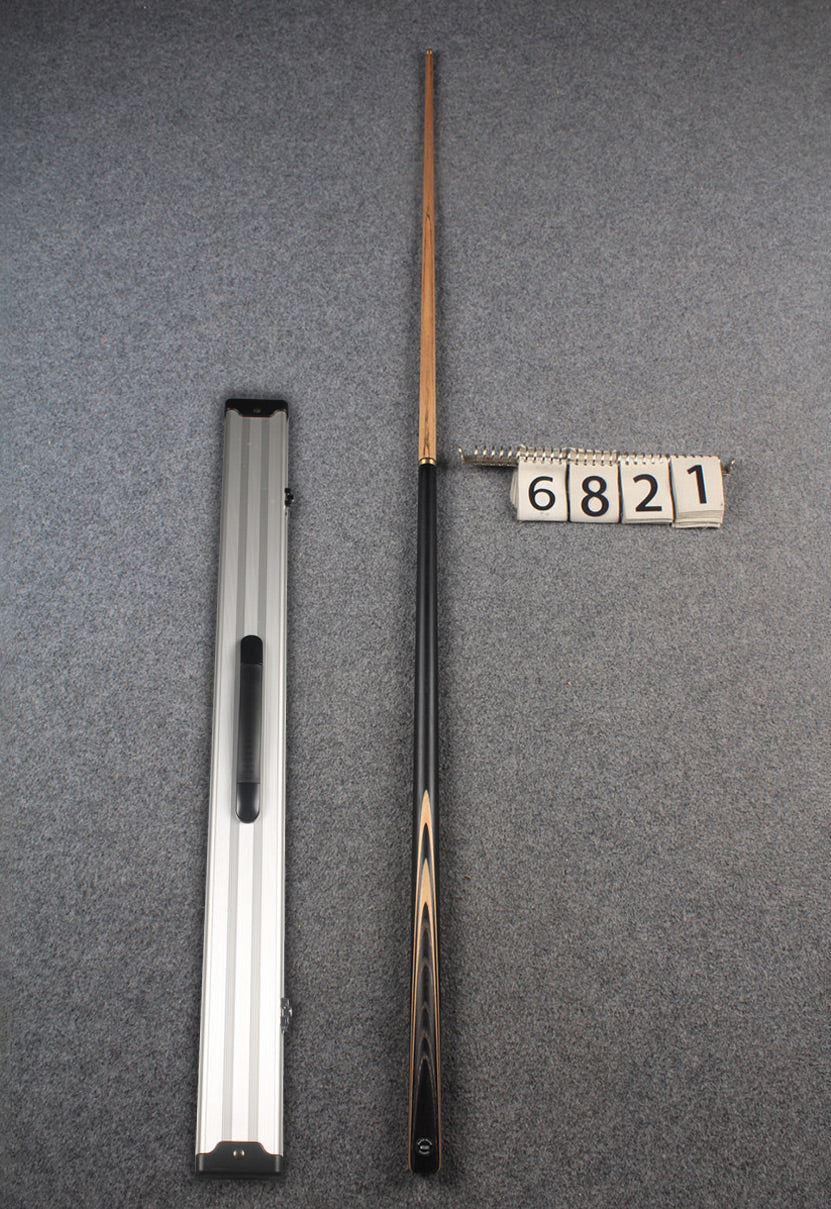 1/2 ash snooker cue # 6821 WOODS CUES