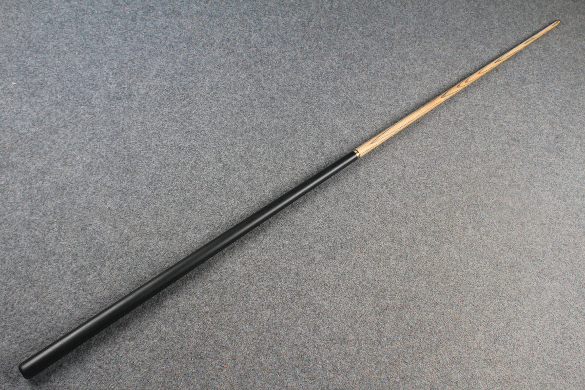 1/2 ash snooker cue # 6823 WOODS CUES