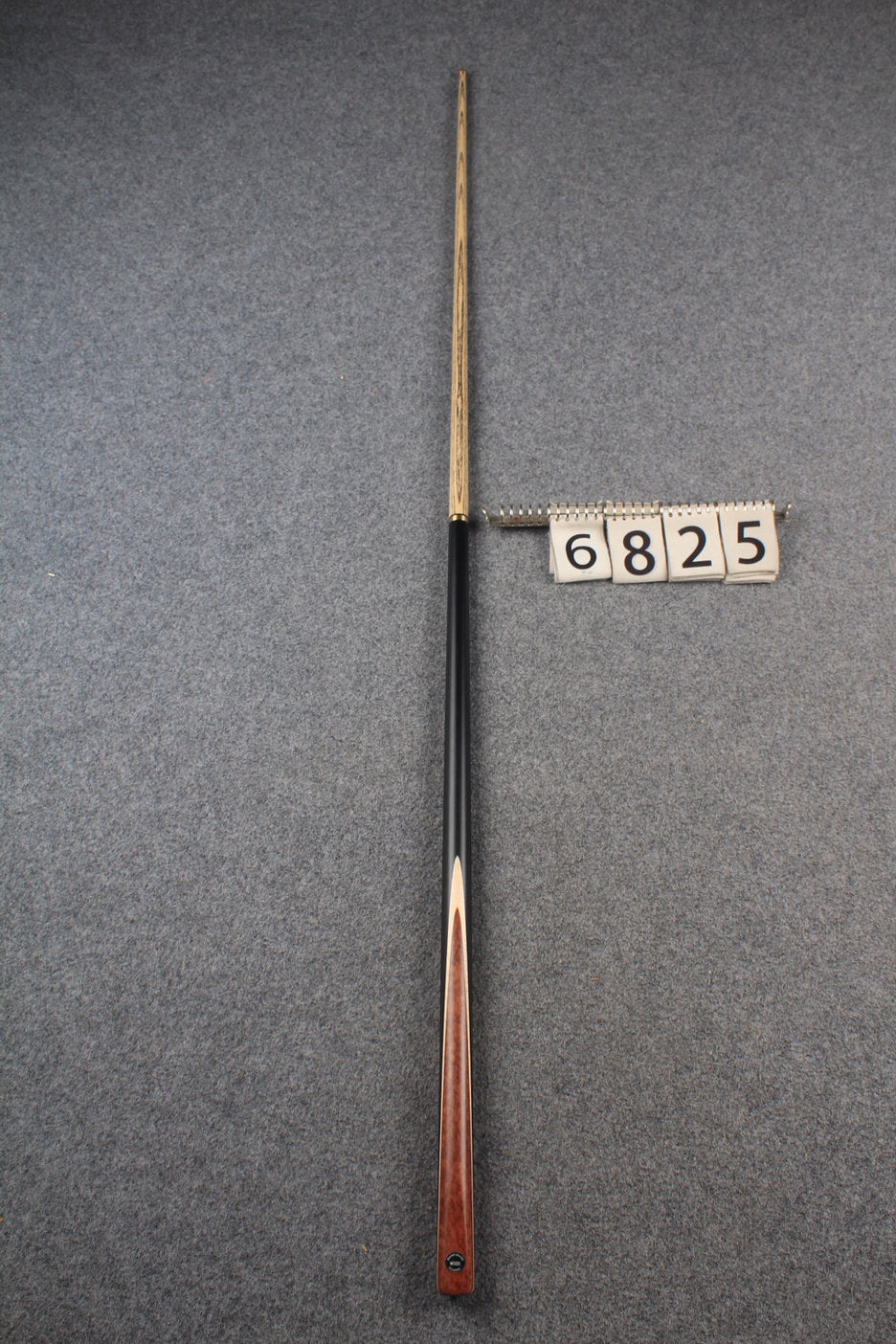 1/2 ash snooker cue # 6825 WOODS CUES