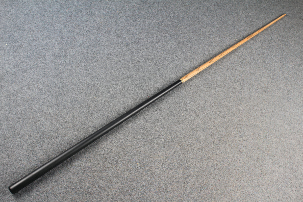 1/2 ash snooker cue # 6827 WOODS CUES