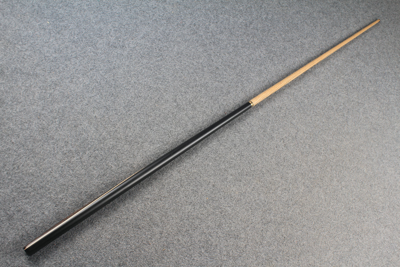 1/2 ash snooker cue # 6828 WOODS CUES