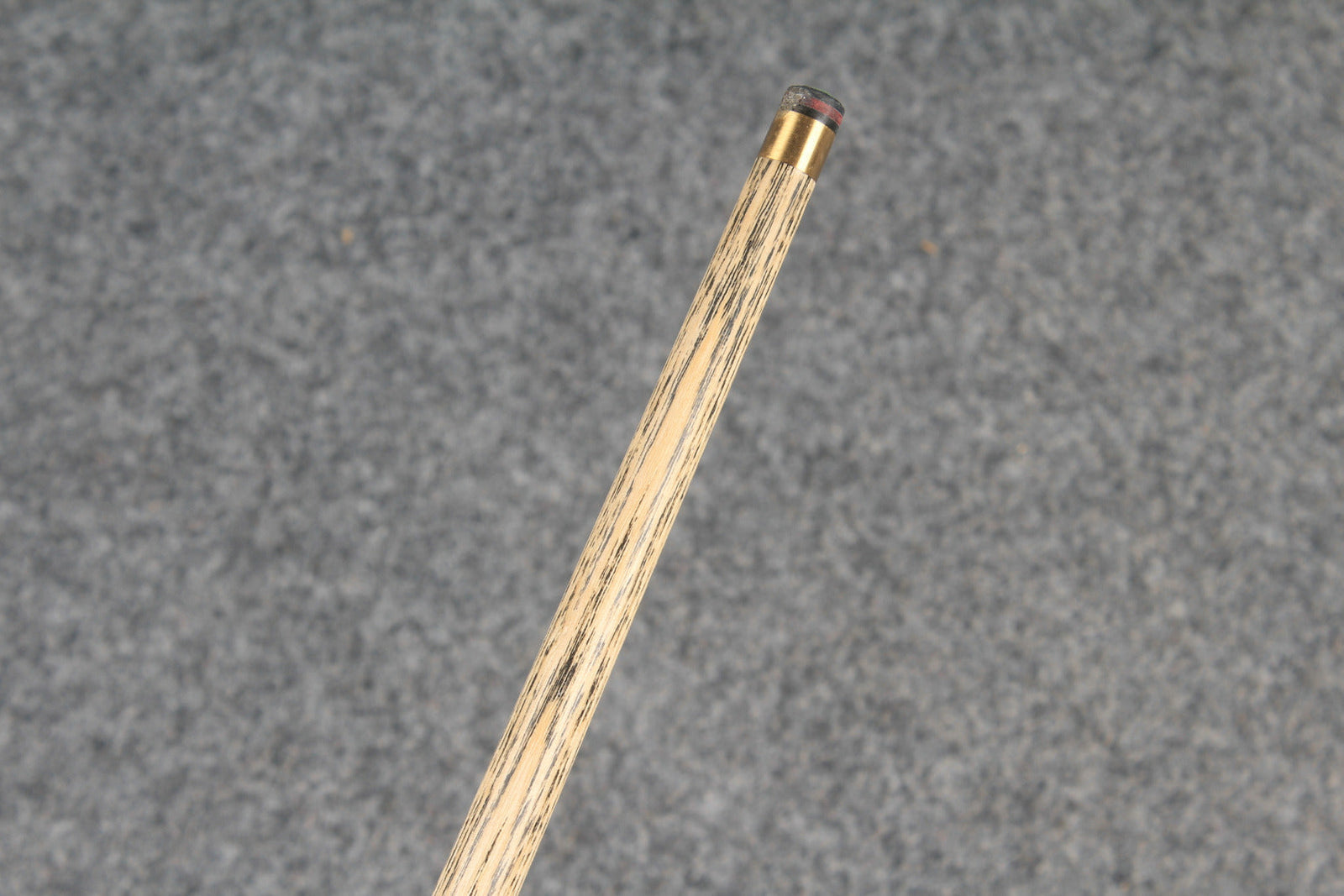 1/2 ash snooker cue # 6839 WOODS CUES