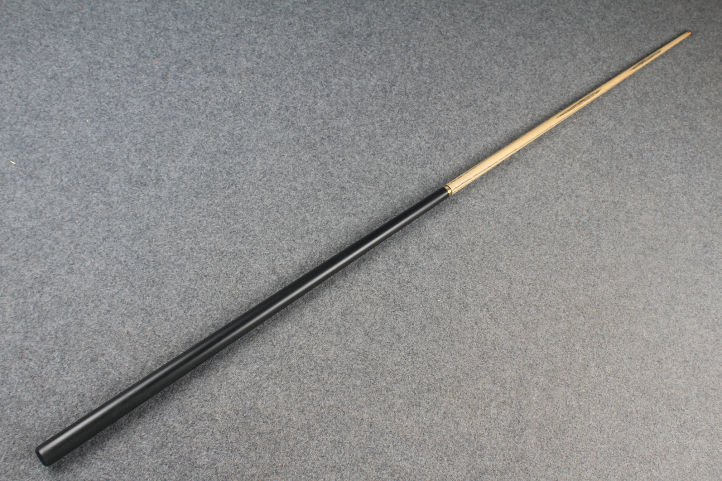 1/2 ash snooker cue # 6841 WOODS CUES