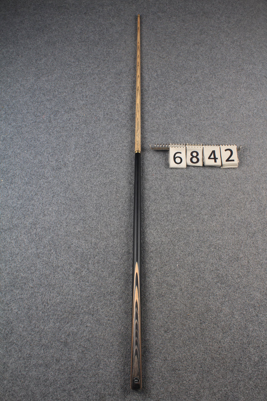 1/2 ash snooker cue # 6842 WOODS CUES