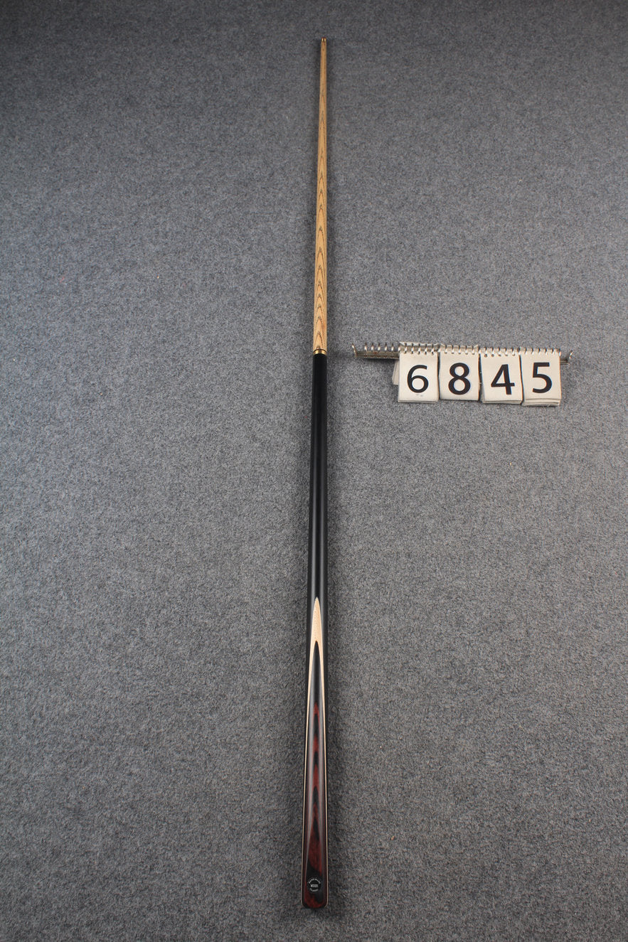 1/2 ash snooker cue # 6845 WOODS CUES