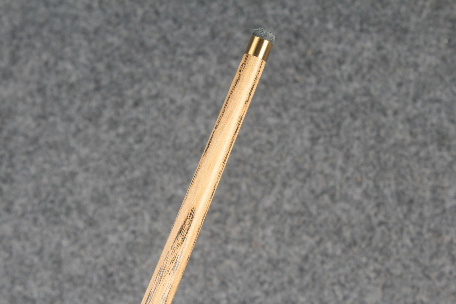 1/2 ash snooker cue # 6849 WOODS CUES