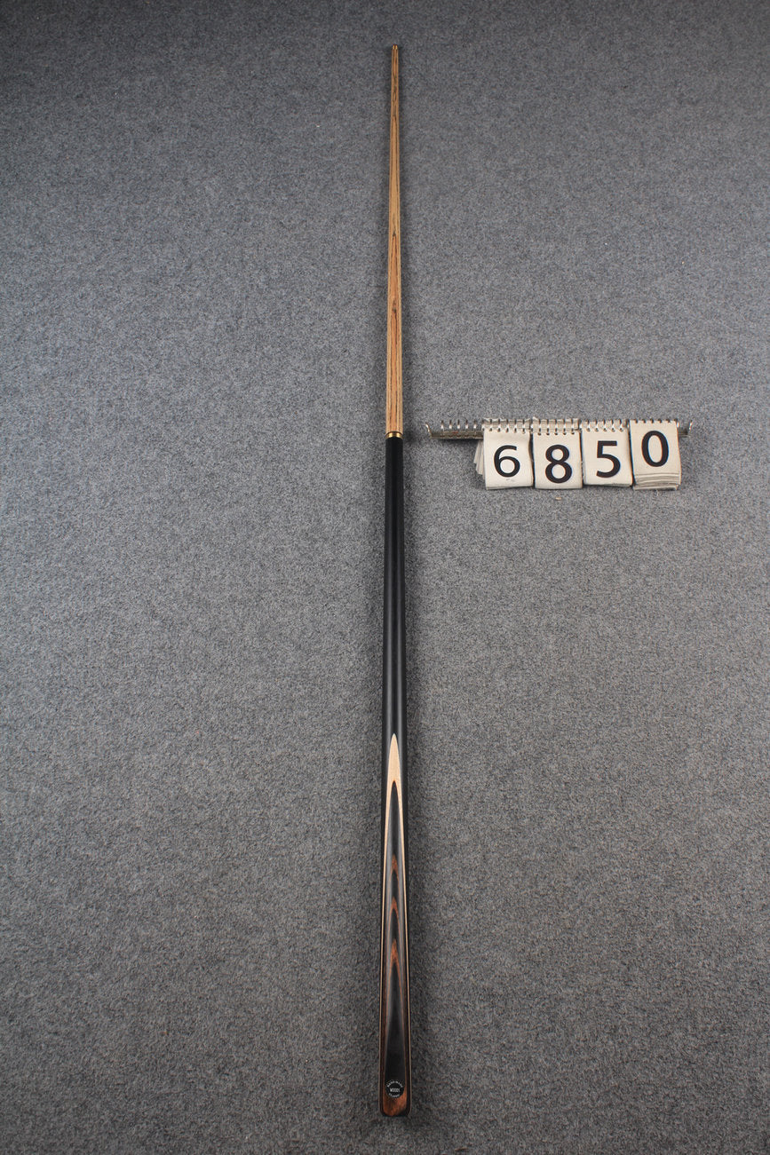 1/2 ash snooker cue # 6850 WOODS CUES