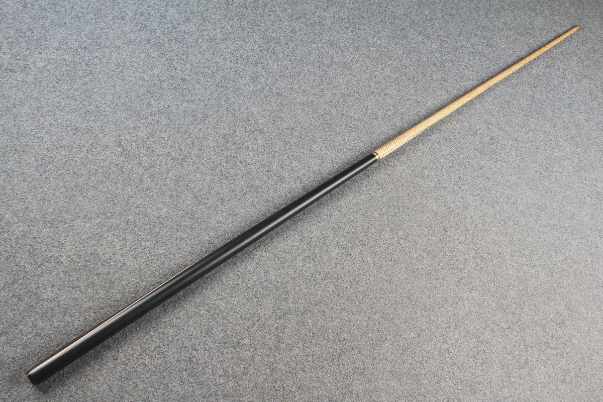 1/2 ash snooker cue # 6850 WOODS CUES