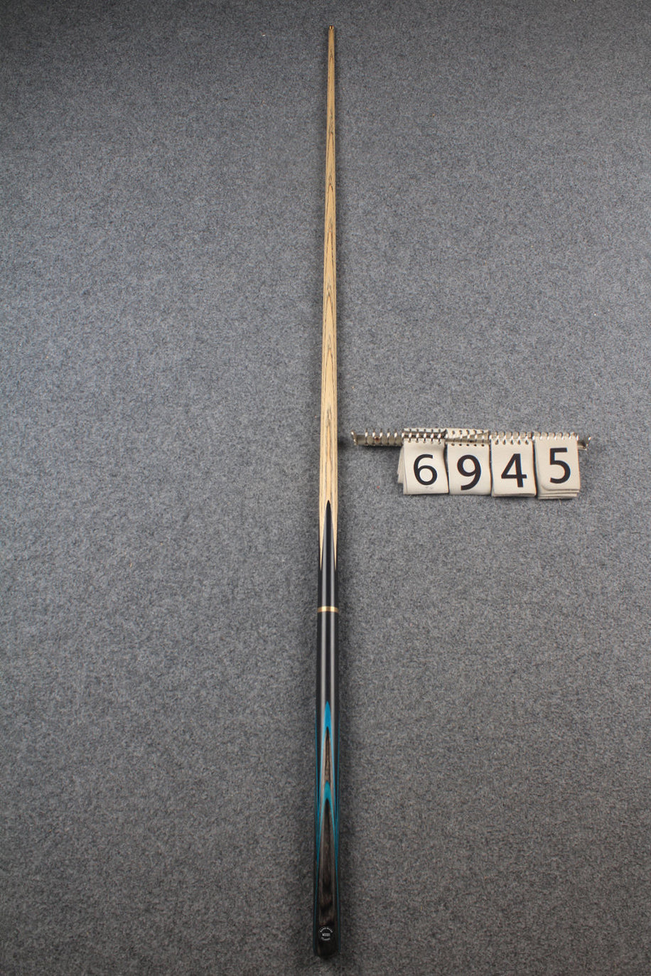 3/4 ash snooker cue  #6945 WOODS CUES