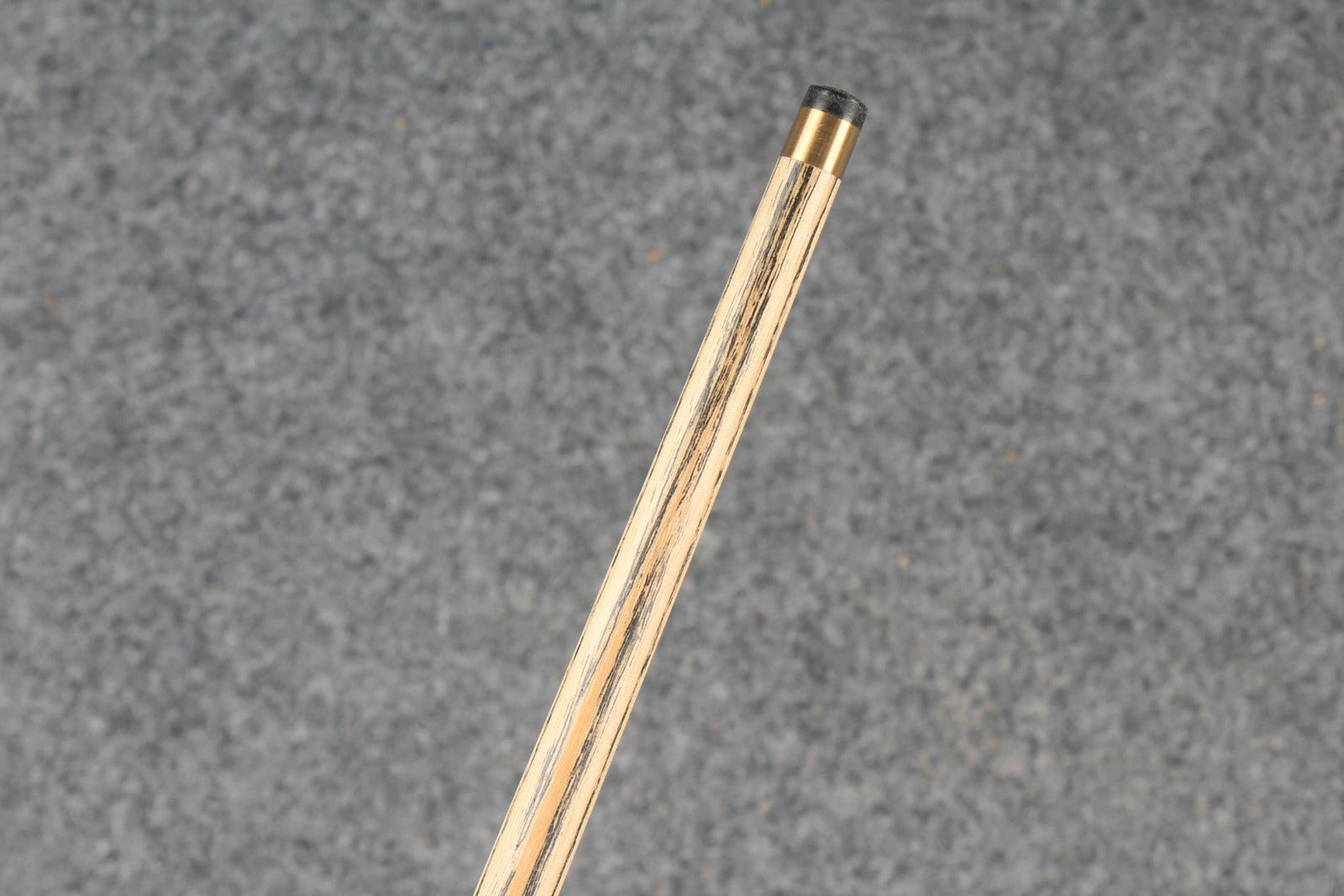 3/4 ash snooker cue  #6979 WOODS CUES