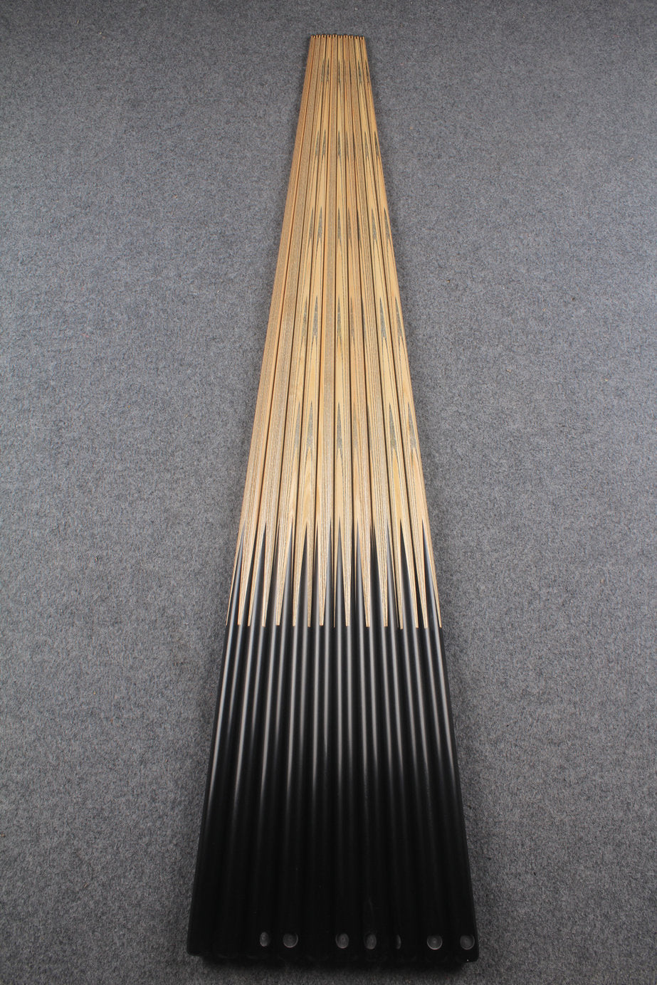 Chevrons+ 1 piece ash english pool cue / snooker cue  black wood butt