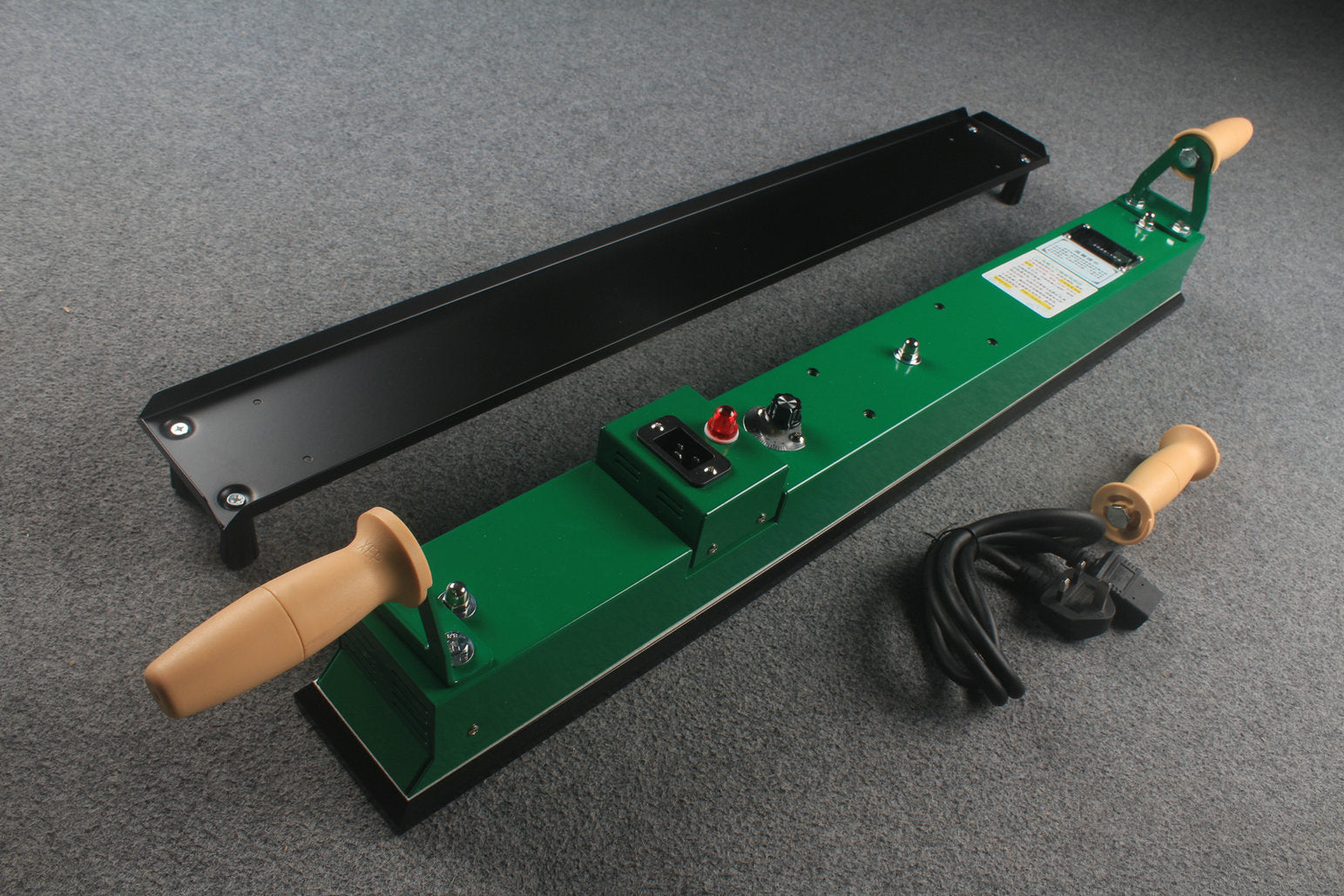 90 cm snooker table electric iron （ asbestos free ） WOODS CUES