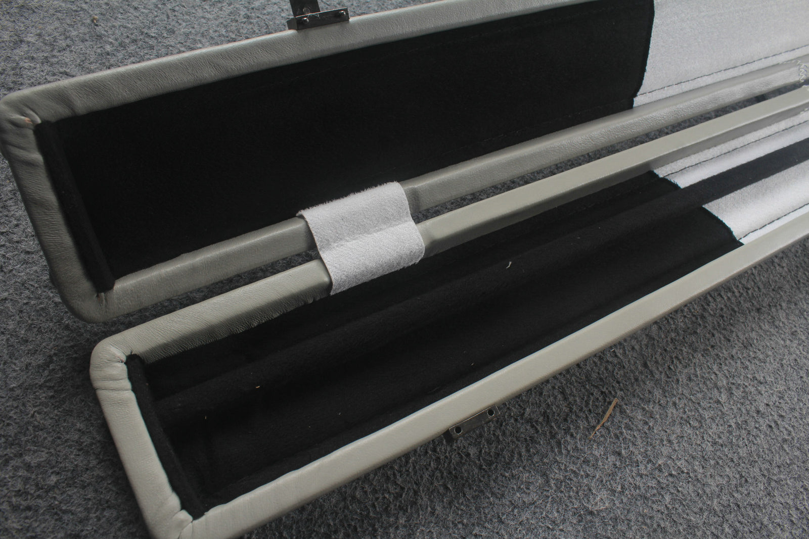 1 piece real Leather  snooker cue case with 2 slots